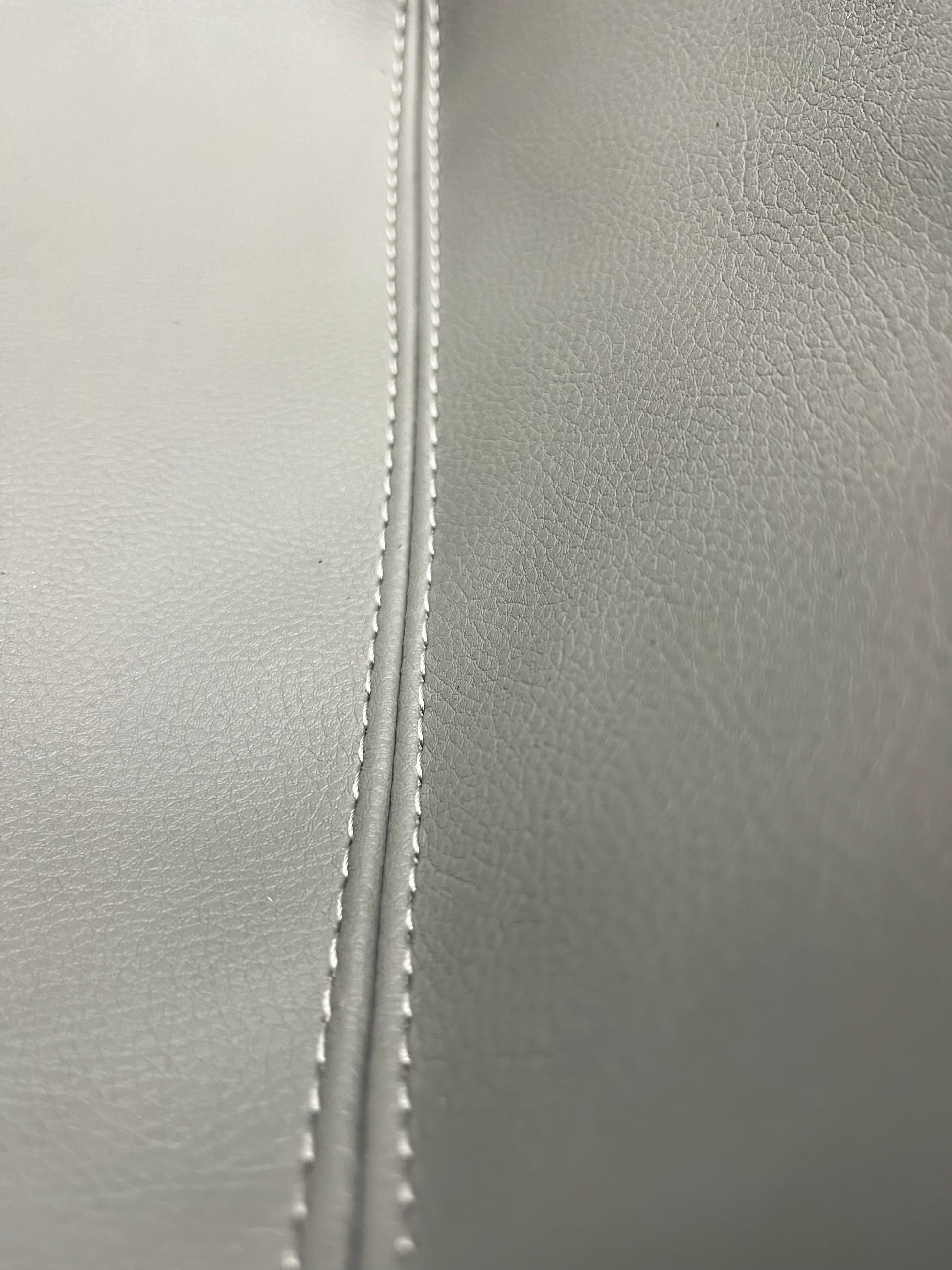 Replacement LEATHER Console Lid Armrest Cover In Platinum Gray For 2009-2019 Subaru Forester-4